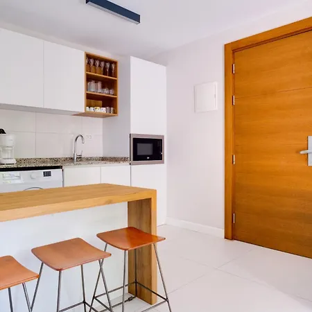 Apartment Stylish Flat W Pool N Balcony 5 Min To Gumbet