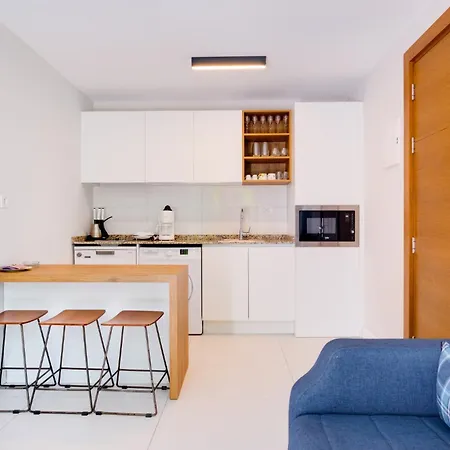 Stylish Flat W Pool N Balcony 5 Min To *