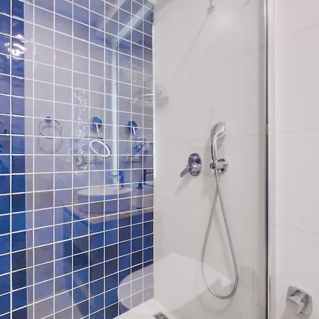 Apartment Stylish Flat W Pool N Balcony 5 Min To Gumbet